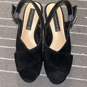 Steven by Steve Madden sandals with platform heel, black suede, size 7